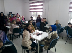 Taraklı İmam Hatip Ortaokulu Öğrencilerinden Kütüphane Ziyareti