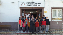 Taraklı Ortaokulu Öğrencilerinden Kütüphane Ziyareti