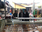 Pazarı Gezdi