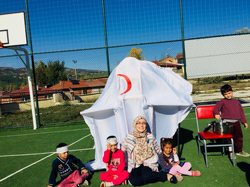 Yenidağan’da Minik Öğrencilerin Kızılay Haftası Etkinliği