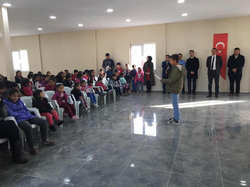 Yenidoğanda Öğretmenler Günü