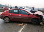 Otomobiller Kafa Kafaya Çarpıştı: 4 Yaralı