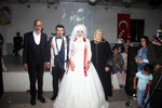 ASLIHAN VE FATİH DÜNYA EVİNE GİRDİLER