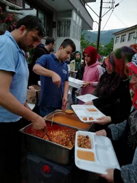 Santral Sokak’da İftar