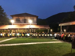 Necati Pilavcı’dan Dostlarına İftar