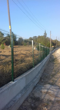 Akçapınar Mezarlığı Çevresi Beton ve Tel Örgü ile çevrildi