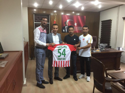 Kaymakam Cihat Koç'a Taraklıspor Forması