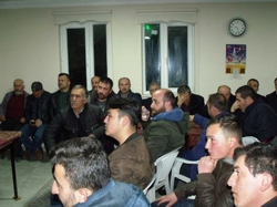 Pilavcı'ya İçdedeler Mahallesi Gençleri'n den Meşaleli Karşılama