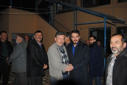 Pilavcı'ya İçdedeler Mahallesi Gençleri'n den Meşaleli Karşılama