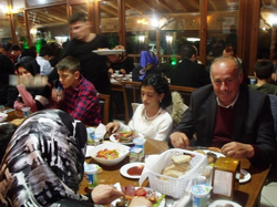 Başkan Özkaraman, personeli ile helalleşti…