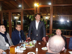 Muhtarlar Derneği’n den Veda Yemeği