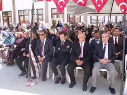 23 Nisan Törenle Kutlandı