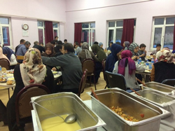 Öğretmen ve Öğrenciler İftarda Buluştu