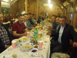 TARAKLI MUHTARLAR DERNEĞİ İFTAR VERDİ