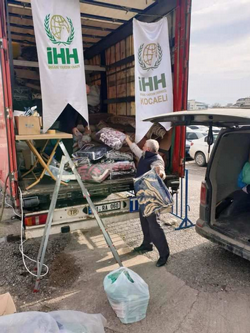 Taraklı’dan Deprem Bölgesine yardım