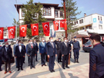 TARAKLI’DA 29 EKİM CUMHURİYET BAYRAMI ÇELENK SUNMA TÖRENİ: