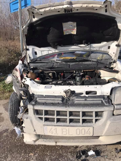 Yol Kavşağında Trafik Kazası:2 yaralı