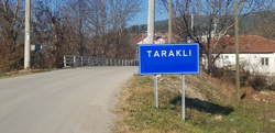 Taraklı'da Tabelalarda Bilgiler Silindi