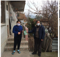 Öğretmenler Kitapları Öğrencilerin Evine kadar Ulaştırıyor