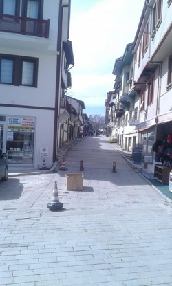 65 yaşın üzerindekilere sokağa çıkma yasağı gelince