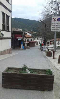 TARAKLI EVDEN ÇIKMIYOR