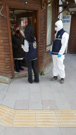 Polis kapı kapı dolaşıp ateş ölçtü