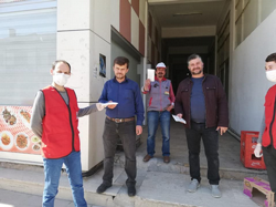 Taraklı Vefa Sosyal Destek Grubu Maske Dağıttı