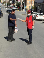 Taraklı Vefa Sosyal Destek Grubu Maske Dağıttı