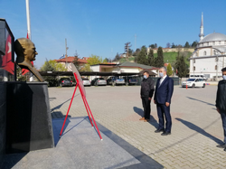 23 Nisan Çelenk Sunma Töreni yapıldı
