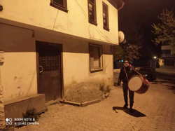 TARAKLI’DA RAMAZAN DAVULCUSU GELENEĞİ DEVAM EDİYOR: