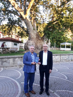 Tacettin Özkaraman'a Bayram Armağanı Tadında Kitap Sürprizi