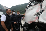 Vali Kaldırım kaza yerinde incelemelerde bulundu