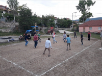 Akçapınar Muhtarı'ndan Volaybol Sahası İsteği