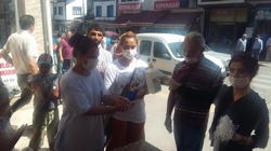 CHP Taraklı İlçe Örgütü Maske Dağıttı