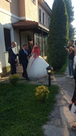 SELEN VE BARBAROS DÜNYA EVİNE GİRDİ
