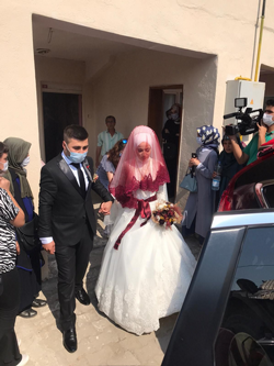Derya ve Yusuf dünya evine girdi