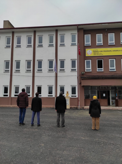 Tüm okullarda İstiklal Marşı töreni yapıldı.