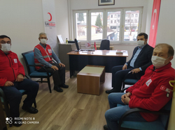 KAYMAKAM KAYA’DAN KIZILAY TARAKLI TEMSLİCİLİĞİNE ZİYARET