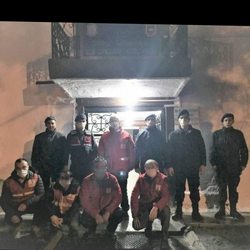 Kızılay görevlilere ikramlarda bulundu