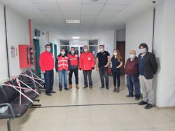 Kızılay görevlilere ikramlarda bulundu