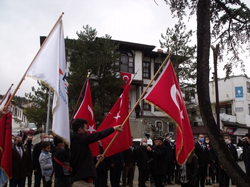 ATATÜRK TARAKLI'DA DA SAYGI VE ÖZLEMLE ANILDI