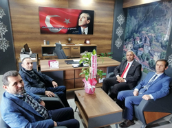 AK PARTİ TARKLI İLÇE BAŞKANI MEHMET PİLAVCI İLÇE MİLLİ EĞİTİM MÜDÜRÜ KORKMAZ’I ZİYARET ETTİ