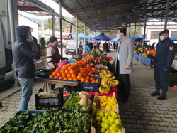 KAYMAKAM KÜÇÜK HALK PAZARINDA DENETİMLERE KATILDI