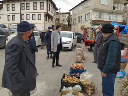 KAYMAKAM KÜÇÜK HALK PAZARINDA DENETİMLERE KATILDI