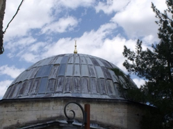 Tarihi Kurşunlu Camii İlgi Bekliyor