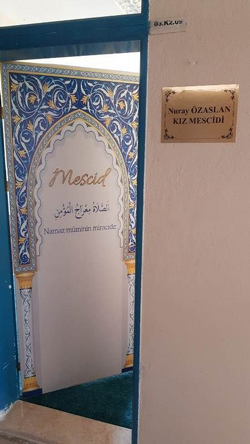 TARAKLI İMAM HATİP ORTAOKULU MESCİTLERİ YENİLENDİ