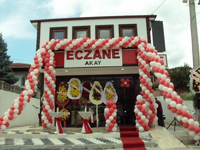 ECZANE AKAY AÇILDI