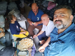 Hem Keşkek yediler Hemde Sohbet Ettiler