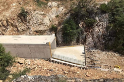 Sel vurmuştu, Büyükşehir yeniden inşa etti