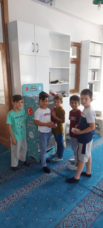 Taraklı’da Aşağı Camii İmamı Saim Aşık Camide Sosyal Market kurdu